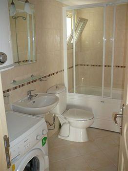 Royal Heights Apartments Bogazici ภายนอก รูปภาพ
